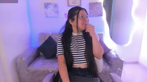 Snapshot of afrodita_rouss chatting on 02-19-26, 09:11 afrodita_rouss online show from 02-19-26, 09:11