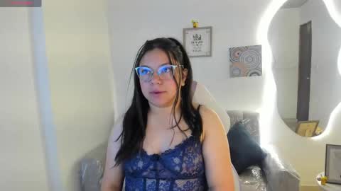 afrodita_rouss online show from 04-12-26, 08:25