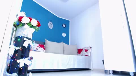 Amalia online show from 12-23-24, 04:50