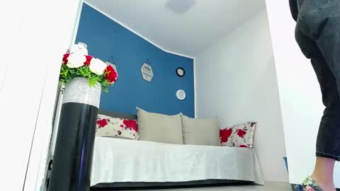 Amalia online show from 03-12-25, 02:23