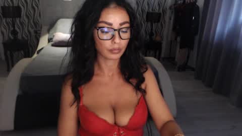 Afro online show from 09-23-25, 01:58