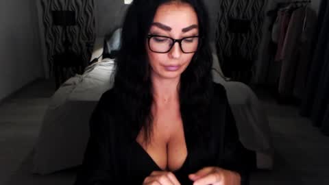 Afro online show from 11-06-25, 03:13