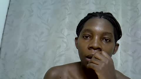 Snapshot of afronubians_ chatting on 02-28-25, 04:31 pink and josphen online show from 02-28-25, 04:31