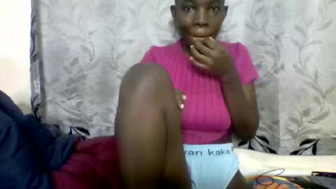 Snapshot of afronubians_ chatting on 03-06-25, 04:52 pink and josphen online show from 03-06-25, 04:52