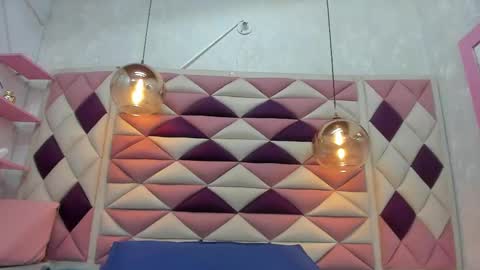 Snapshot of agata_01_ chatting on 02-21-25, 06:04 Ana online show from 02-21-25, 06:04