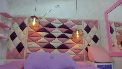 Snapshot of agata_01_ chatting on 03-01-25, 12:01 Ana online show from 03-01-25, 12:01