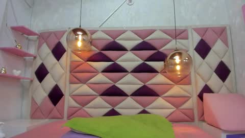 Snapshot of agata_01_ chatting on 03-11-25, 03:02 Ana online show from 03-11-25, 03:02