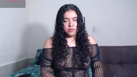 Snapshot of agata_c chatting on 11-28-25, 05:32 Agatha online show from 11-28-25, 05:32