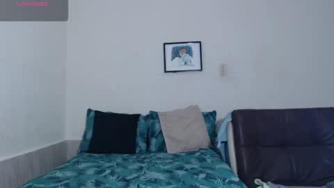 Agatha online show from 04-15-26, 03:46