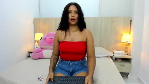 Agata Ortiz online show from 02-15-25, 05:51