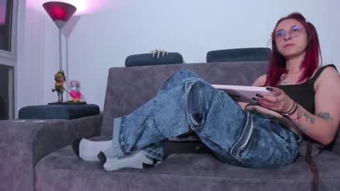 Snapshot of agatacollinsss chatting on 02-02-25, 01:23 Agata Collinss online show from 02-02-25, 01:23
