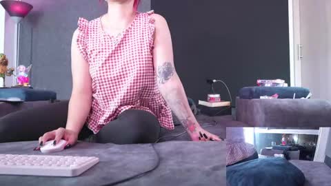 Snapshot of agatacollinsss chatting on 03-07-25, 09:51 Agata Collinss online show from 03-07-25, 09:51