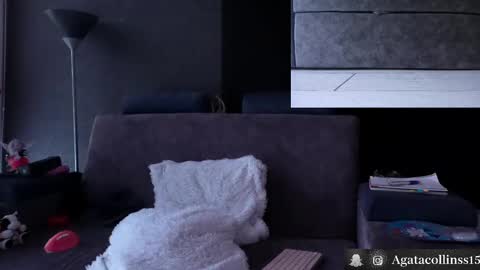 Snapshot of agatacollinsss chatting on 09-10-25, 08:09 Agata Collinss online show from 09-10-25, 08:09