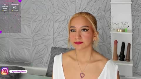 Agatadelphine online show from 11-05-25, 01:22