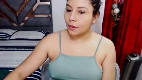 Snapshot of agatasexx chatting on 05-26-26, 03:52 johana online show from 05-26-26, 03:52