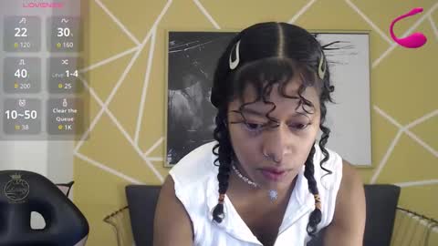 Snapshot of agatha_amaya chatting on 10-24-25, 01:18 agatha_amaya online show from 10-24-25, 01:18