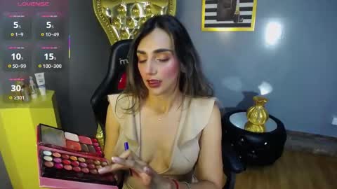 AGATHA online show from 12-19-25, 12:34