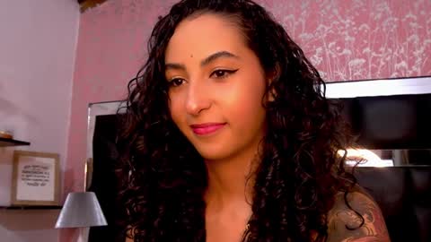 Val   inst  agatha clls online show from 01-18-25, 07:15