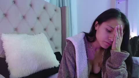 Erika for you online monday to saturday 7am a 2pm Gmt-5 Colombia Time online show from 01-23-25, 03:32