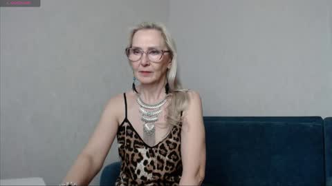 Agatha online show from 03-22-26, 11:24