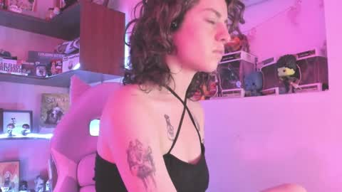 Snapshot of agathaa_ks_ chatting on 01-06-25, 06:14 Camila     2 online show from 01-06-25, 06:14