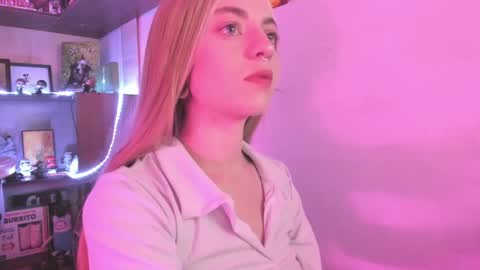 Snapshot of agathaa_ks_ chatting on 01-14-25, 10:23 Camila     2 online show from 01-14-25, 10:23