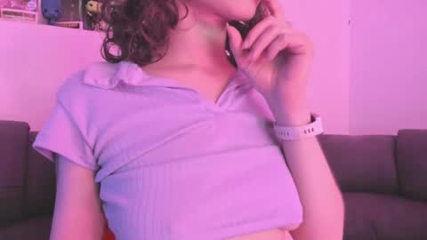 Snapshot of agathaa_ks_ chatting on 01-30-25, 09:47 Camila     2 online show from 01-30-25, 09:47