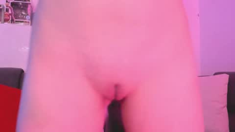 Snapshot of agathaa_ks_ chatting on 02-06-25, 12:00 Camila     2 online show from 02-06-25, 12:00