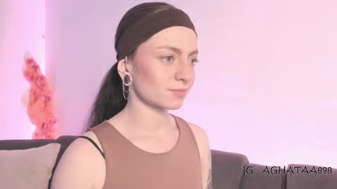 Snapshot of agathaa_ks_ chatting on 09-24-25, 11:30 Camila     2 online show from 09-24-25, 11:30