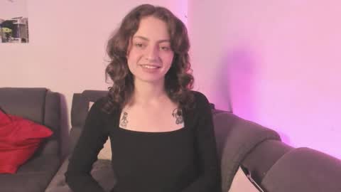 Snapshot of agathaa_ks_ chatting on 10-09-25, 11:58 Camila     2 online show from 10-09-25, 11:58