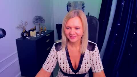 Agatha online show from 12-21-25, 07:10