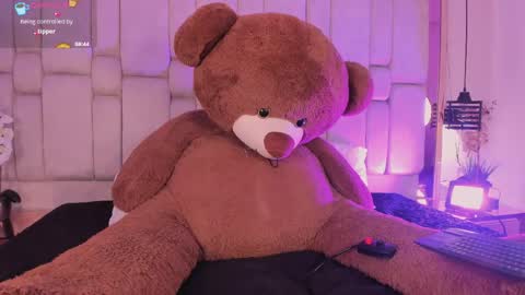 agathauwudoll online show from 04-28-26, 07:52