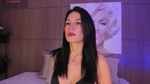 Snapshot of agattaduque chatting on 09-28-25, 11:21    online show from 09-28-25, 11:21