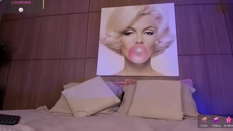    online show from 12-13-25, 11:43