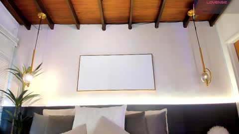    online show from 04-27-26, 08:29