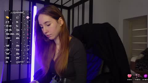 Snapshot of agelina_summer chatting on 01-17-25, 02:07 Agelina Lilly Laura online show from 01-17-25, 02:07