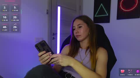 Snapshot of agelina_summer chatting on 09-16-25, 02:51 Agelina Lilly Laura online show from 09-16-25, 02:51