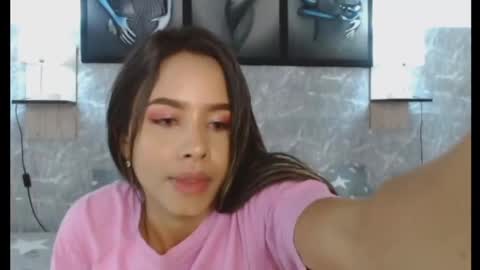 aghata walkerl online show from 01-26-25, 01:52