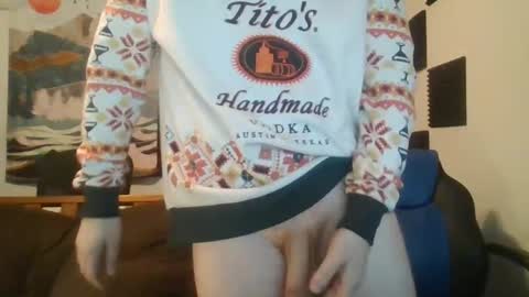 Snapshot of agingerboyx chatting on 01-31-25, 12:39 agingerboyx online show from 01-31-25, 12:39