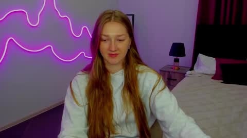 AgnesArden online show from 03-09-25, 05:39