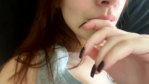 Snapshot of agness____ chatting on 10-02-25, 10:11 agness____ online show from 10-02-25, 10:11