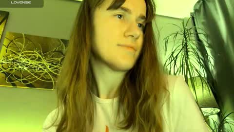 Snapshot of agniia257 chatting on 03-08-26, 02:15 Kleya online show from 03-08-26, 02:15