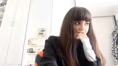 Karen online show from 02-04-26, 10:21