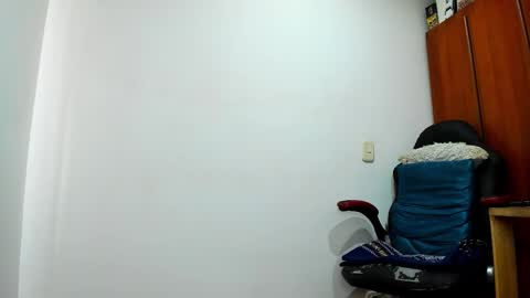 Agustin online show from 02-26-25, 08:33