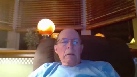 aguynrkfrd online show from 10-08-25, 10:13