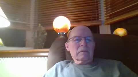 aguynrkfrd online show from 03-19-26, 09:46