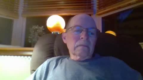 aguynrkfrd online show from 06-10-26, 09:30