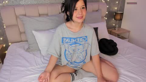 Ahmara  online show from 01-14-25, 02:32