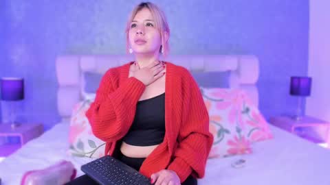 Ahmara  online show from 10-23-25, 11:31