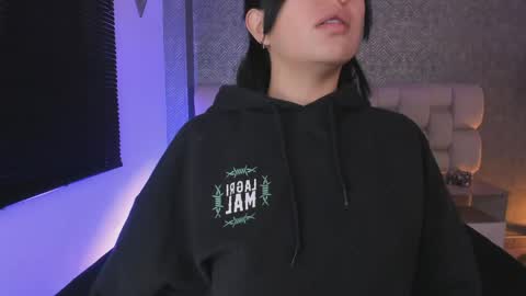 Ahmara  online show from 04-22-26, 10:06